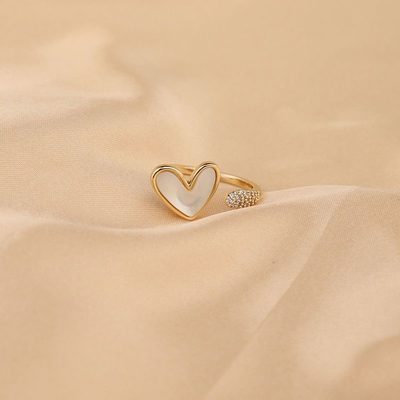 Jewelry Japanese and Korean ins love shell ring female fashion niche design fash