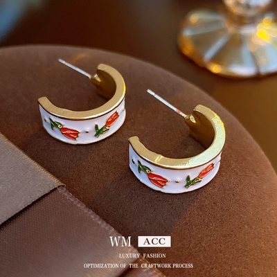 Second-Hand Vintage Retro Earrings, Fashionable and Versatile Ear Accessories, L