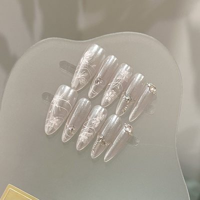 Nail Art Handmade Wearable Nails, High-end Purple Rainbow Cat-eye Manicure, Whit