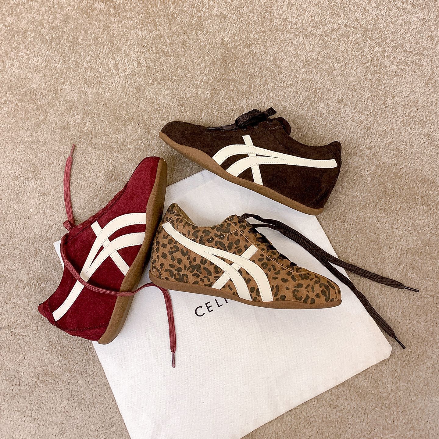 2026 Fall/Winter New Round-Toe Height-Increasing Women's Shoes, Retro Low-Top Fl